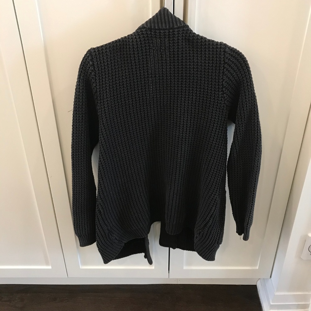 Line Sweater - Picture 3 of 3